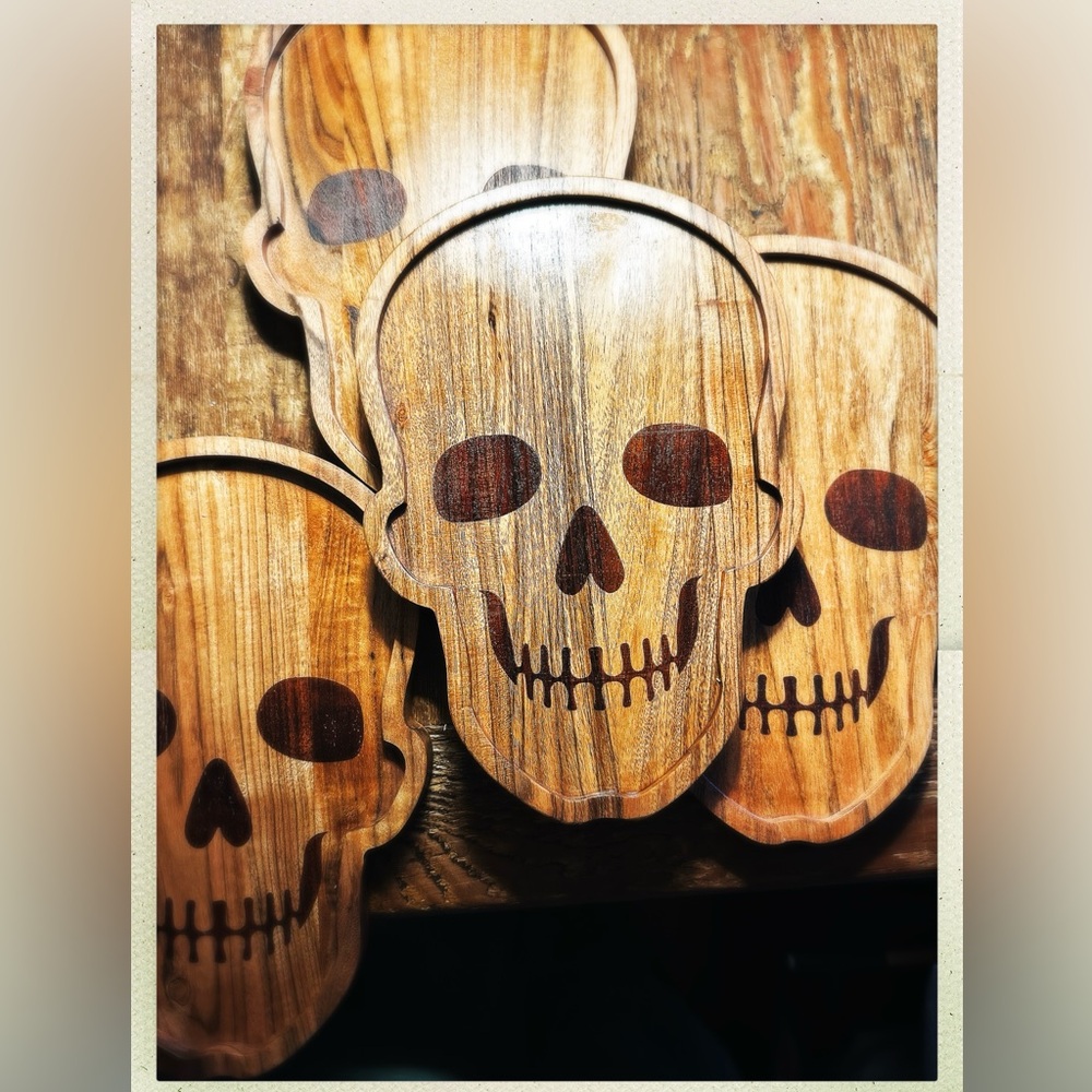 Wooden Skull Cutting Board/Art
